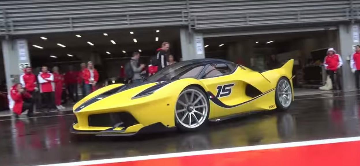 La signora Google in pista a Spa-Francorchamps con la Ferrari FXX K [Video]