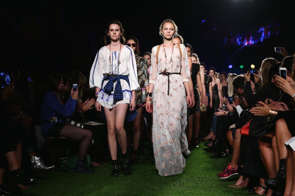 Sfilate Milano Moda Donna settembre 2015: Blugirl sfila in diretta web su Style &amp; Fashion
