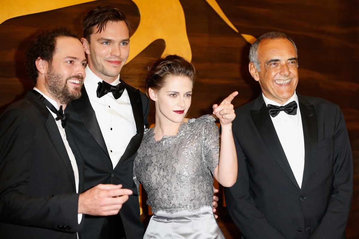 Festival Cinema Venezia 2015: il red carpet di Equals con  Kristen Stewart e Nicholas Hoult, le foto