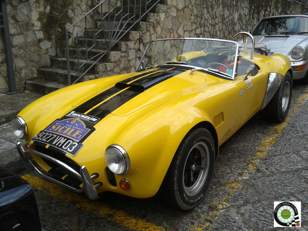 Rallye 1000 Bornes Sicile: auto di lusso al Museo Targa Florio di Collesano