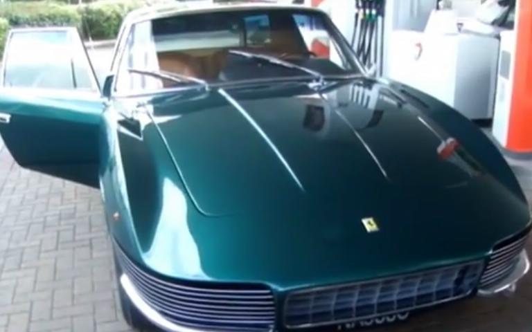 Jay Kay dei Jamiroquai con la sua strana Ferrari: un pezzo unico! [Video]