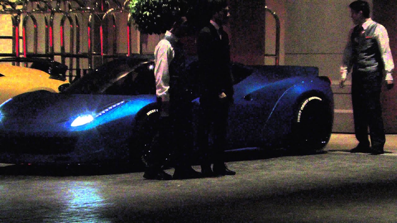 Justin Bieber con una Ferrari customizzata