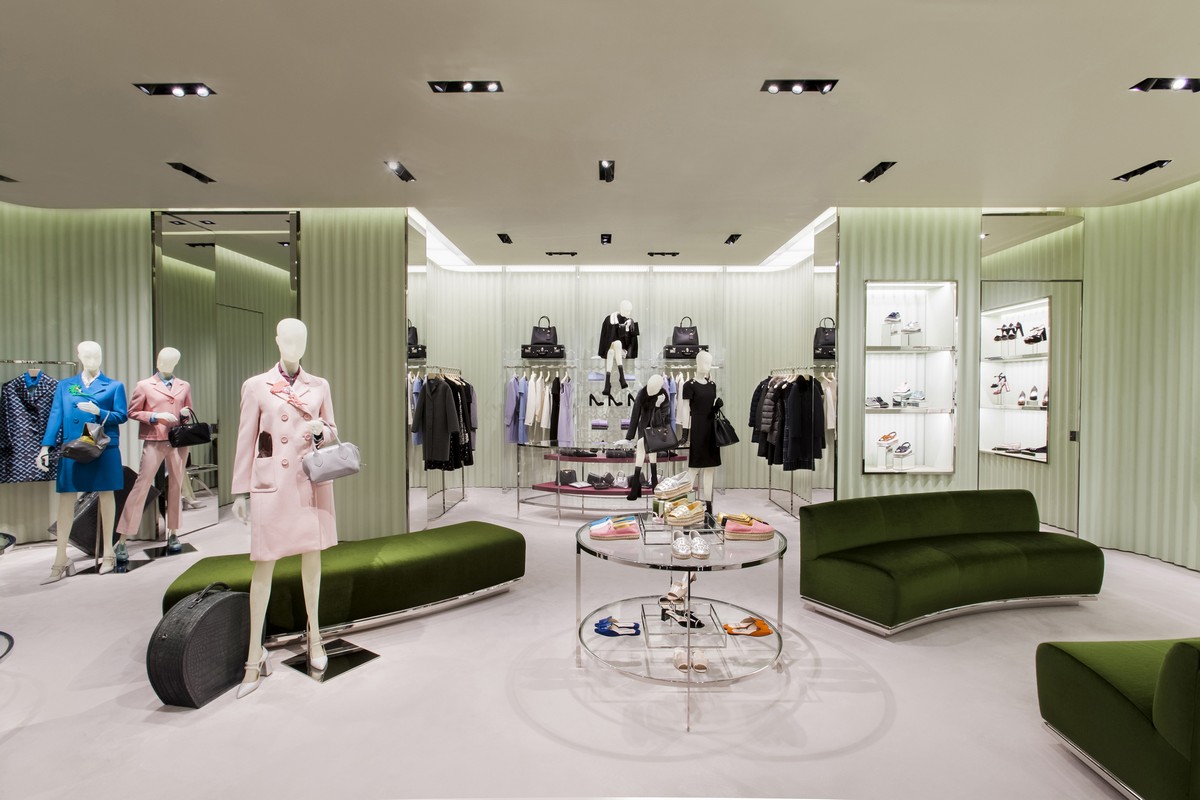 Prada Las Vegas: apre un nuovo store nell&#8217;elegante Wynn Hotel, le foto