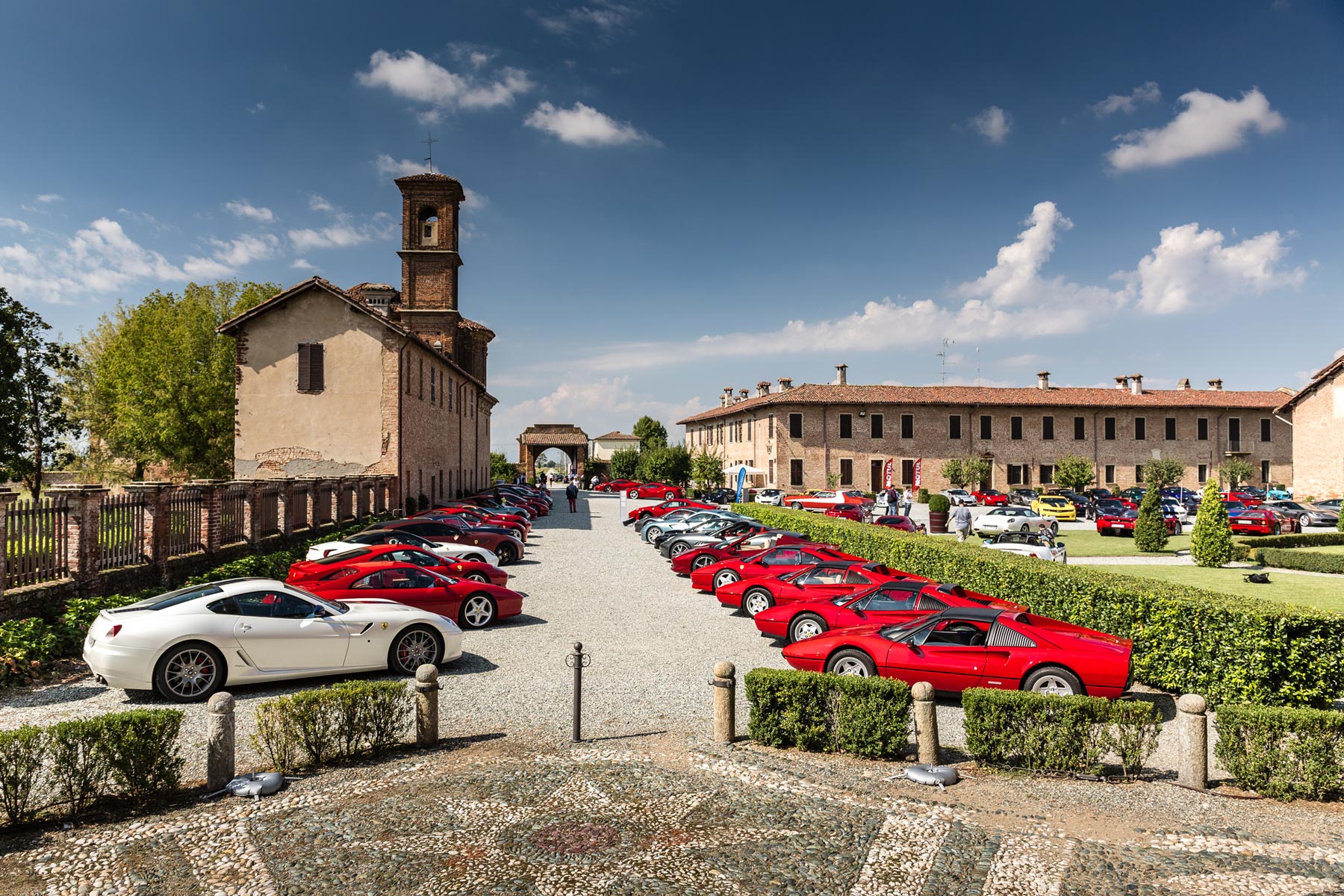 Cars and Coffee Torino 2015: auto sportive da sogno [Foto e video]