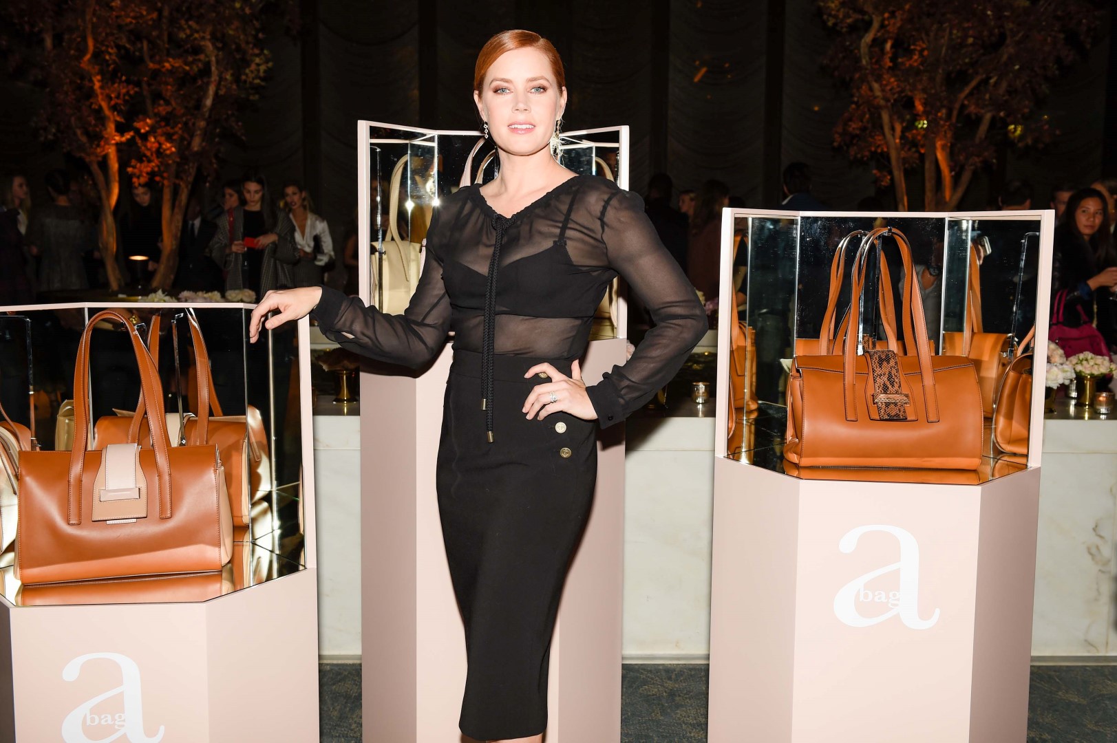 Max Mara Amy Adams: il cocktail party a New York e la campagna pubblicitaria della “A” Bag per la primavera estate 2016