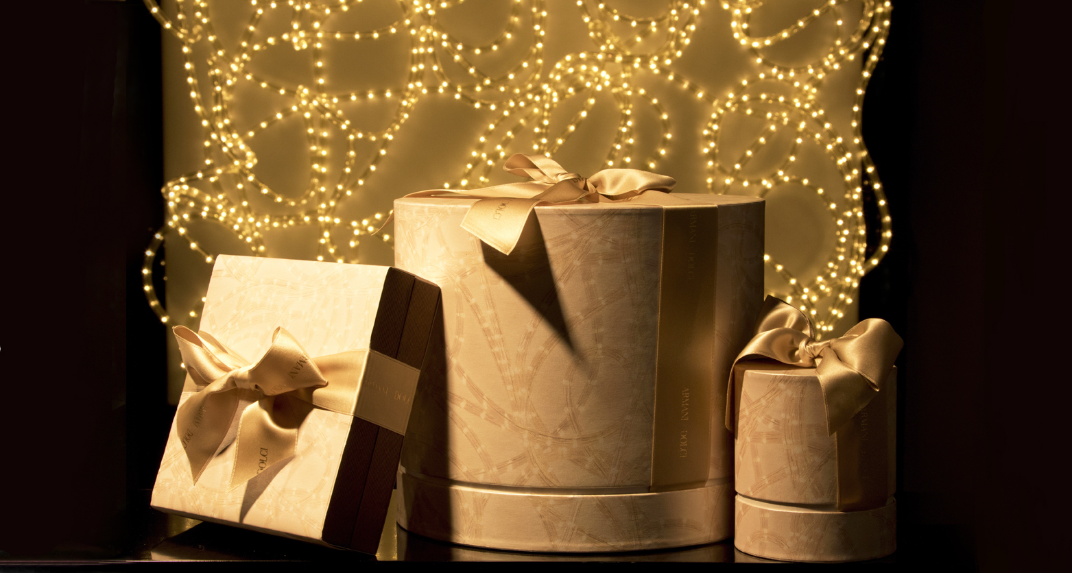 Idee regali di Natale 2015: i panettoni Armani/Dolci