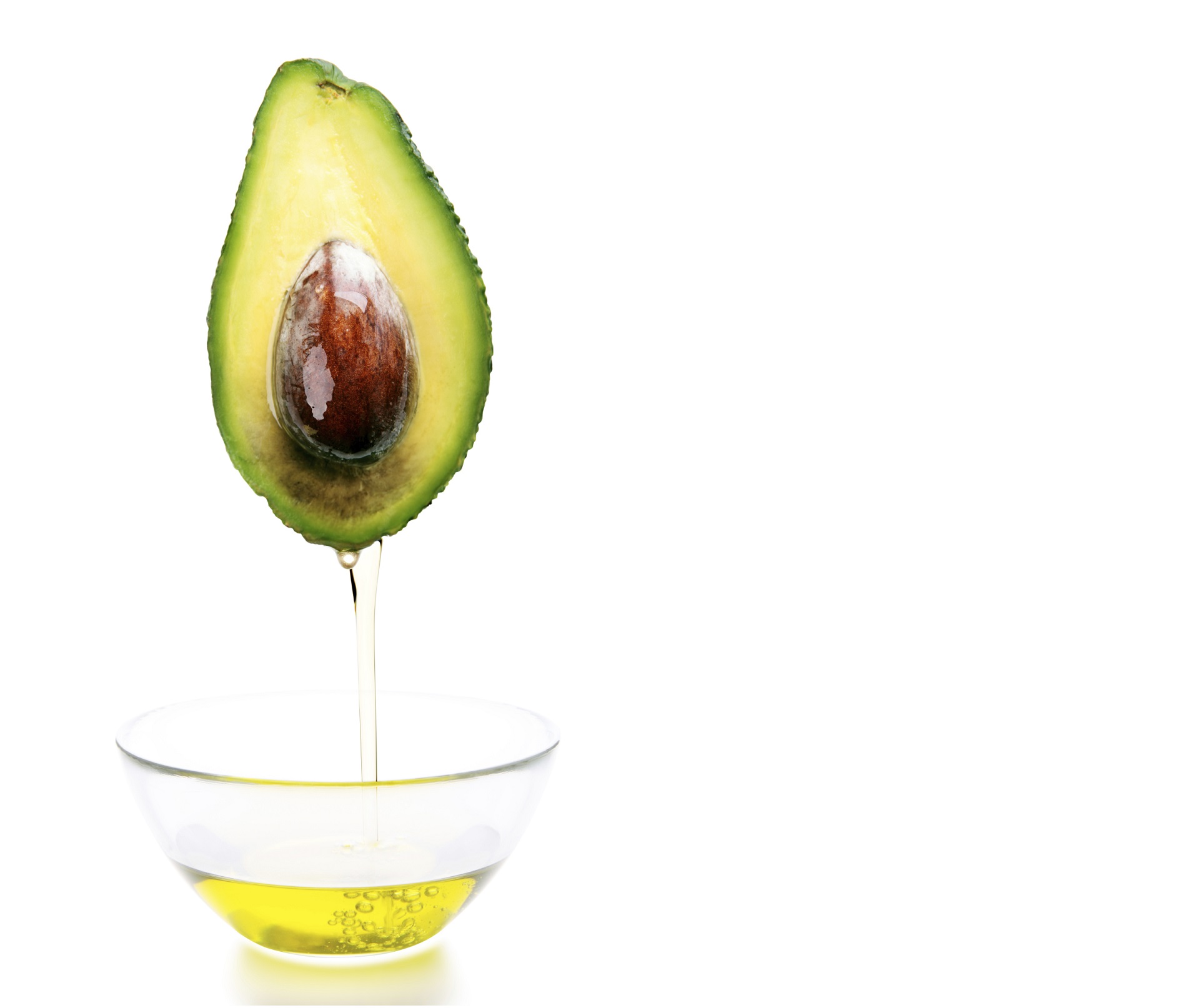 Come usare l’olio di avocado per la cura dei capelli secchi