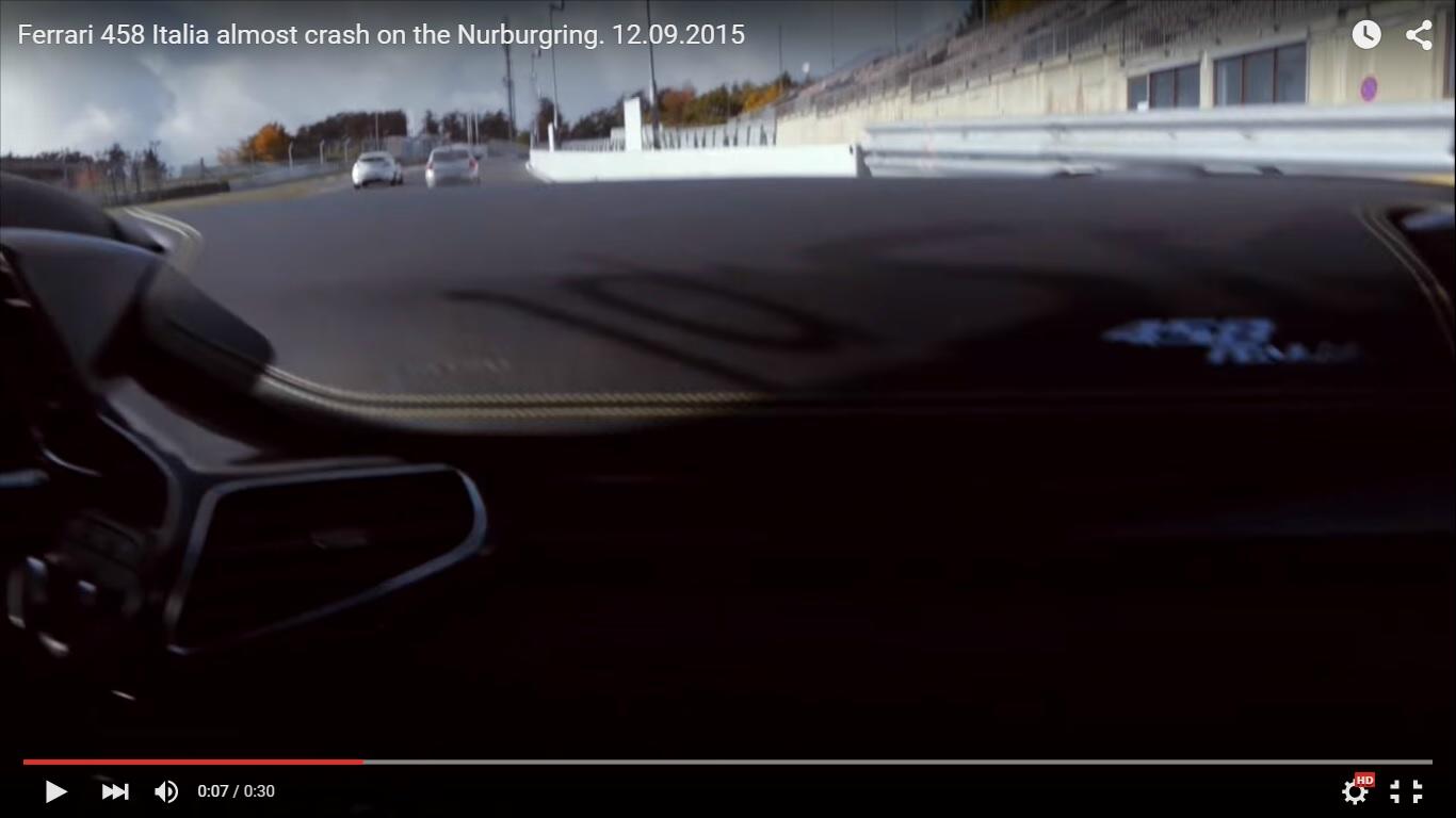 Ferrari 458 Italia: crash evitato al Nurburgring [Video]