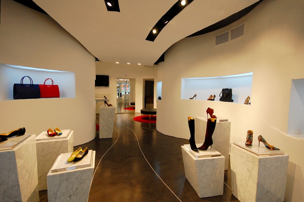 Fragiacomo scarpe Roma: apre una nuova boutique più fruibile dove il prodotto è protagonista