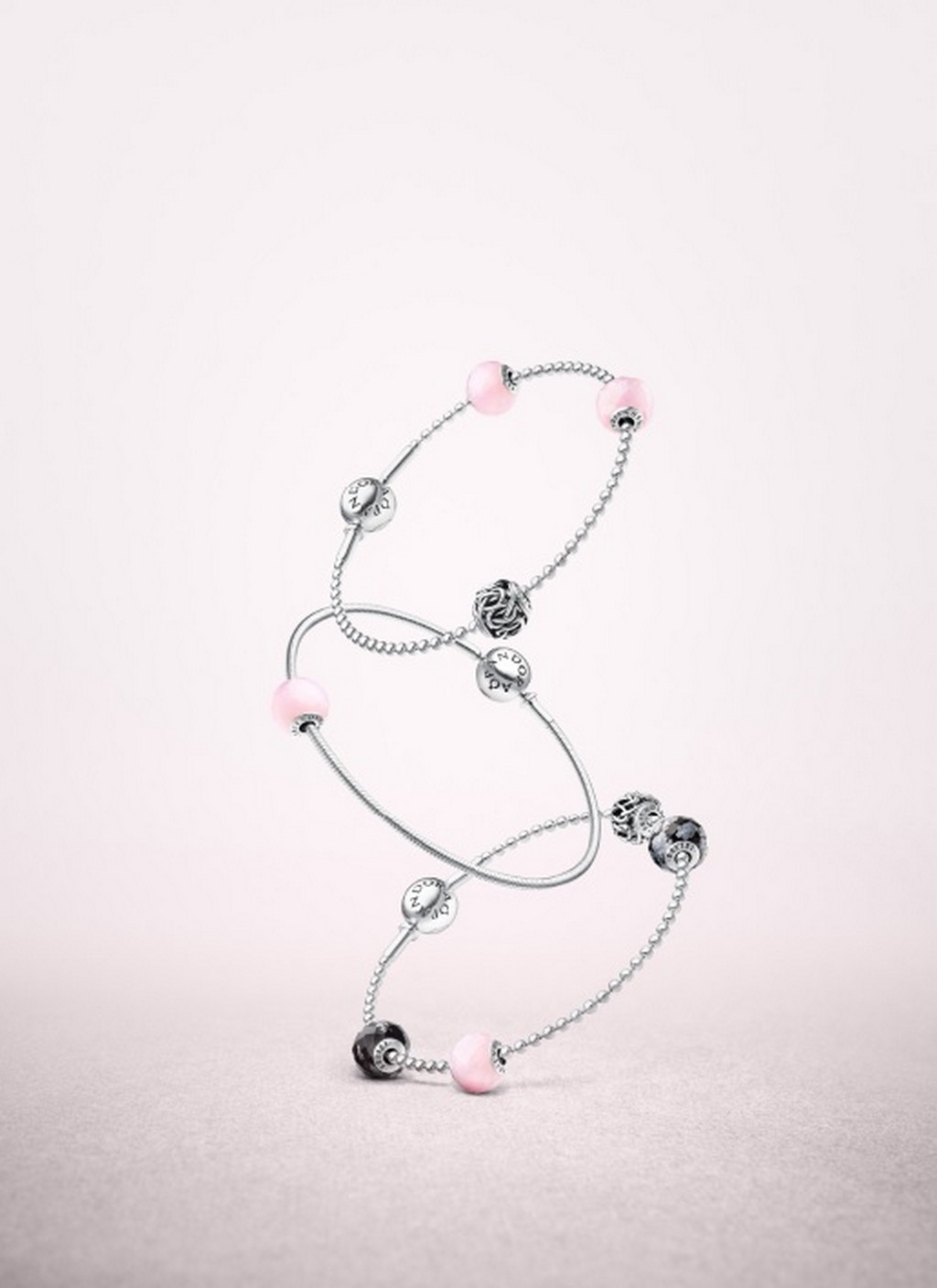Pandora charm: l&#8217;Essence Collection crea sette nuovi charm per l&#8217;autunno