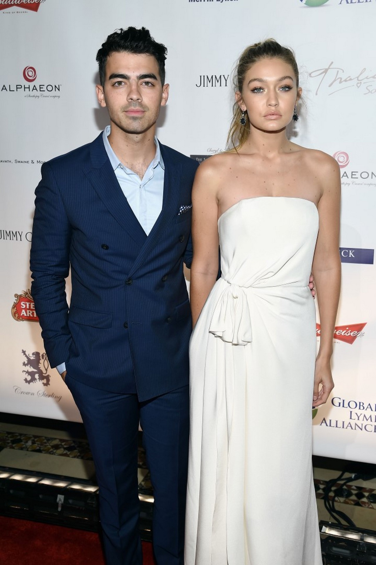 Celebrity Style 2015: Gigi Hadid, il cantante Joe Jonas ed Ed Westwick vestono Tommy Hilfiger