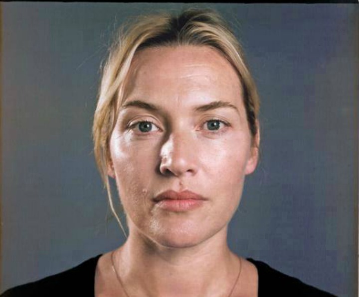 Kate Winslet al naturale su Facebook: &#8220;Non dobbiamo temere le rughe&#8221;