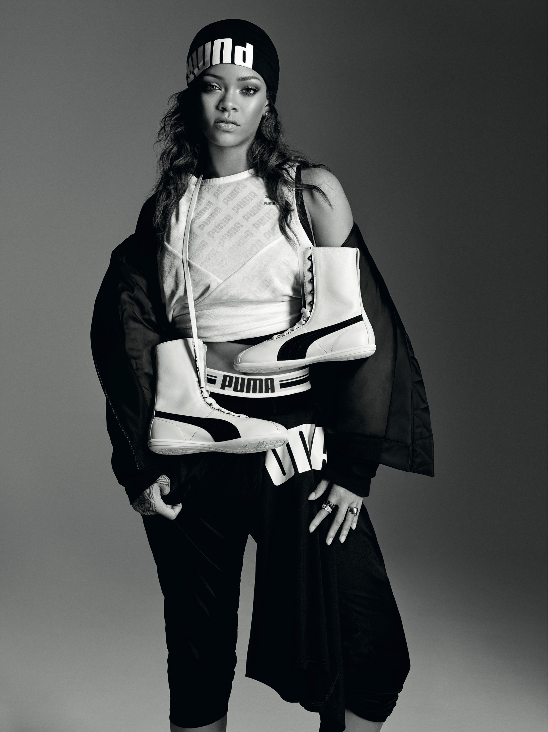 Puma Eskiva: la nuova sneaker lifestyle indossata da Rihanna, le foto