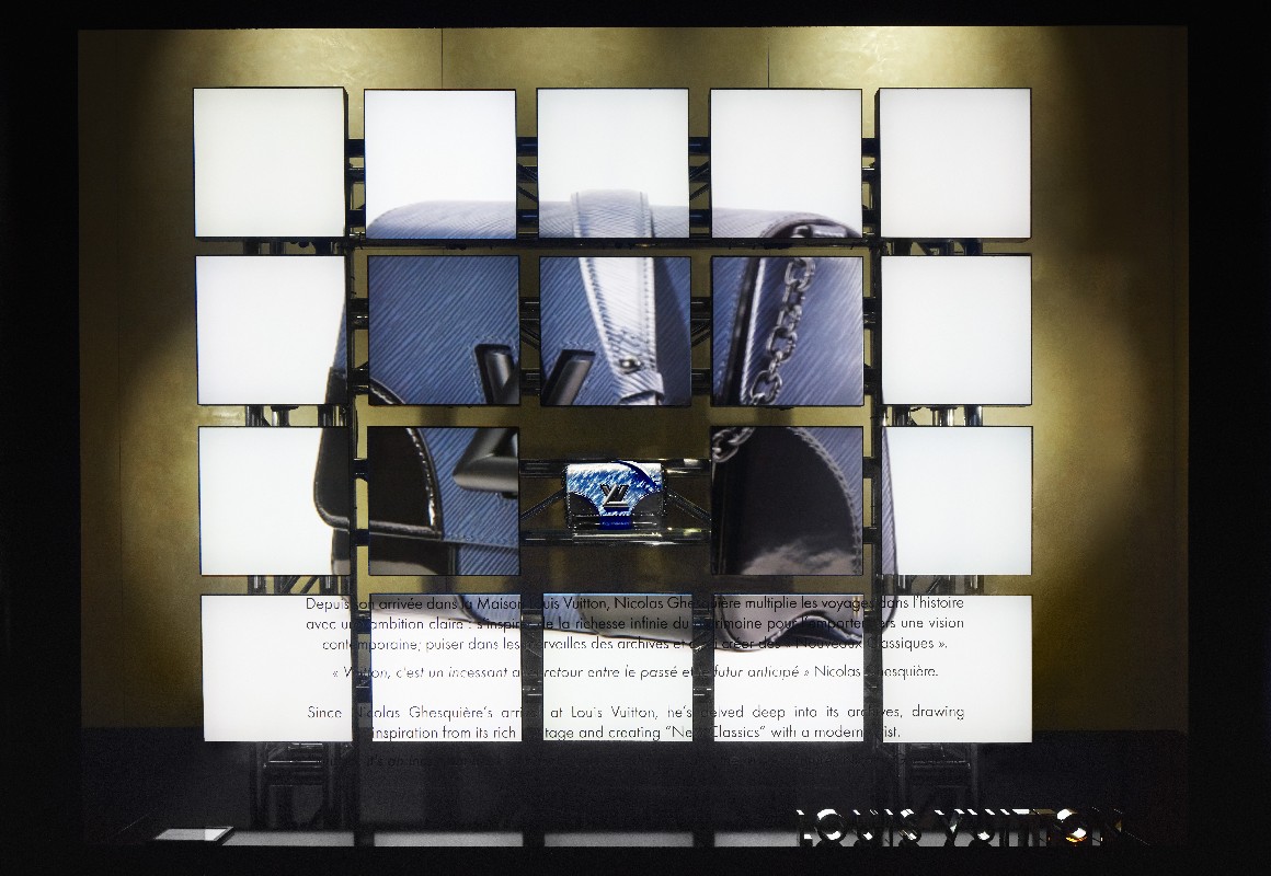 Louis Vuitton Le Bon Marché Rive Gauche vetrine: l’installazione On Stage, le foto del party a Parigi