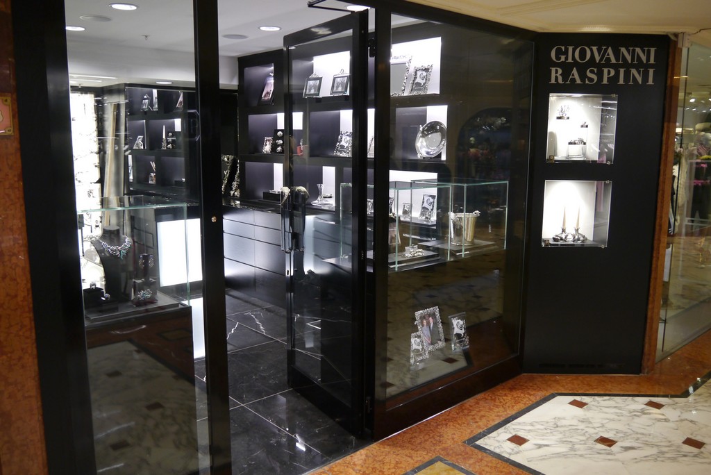 Giovanni Raspini Monte Carlo: il nuovo monomarca nel Le Métropole Shopping Center