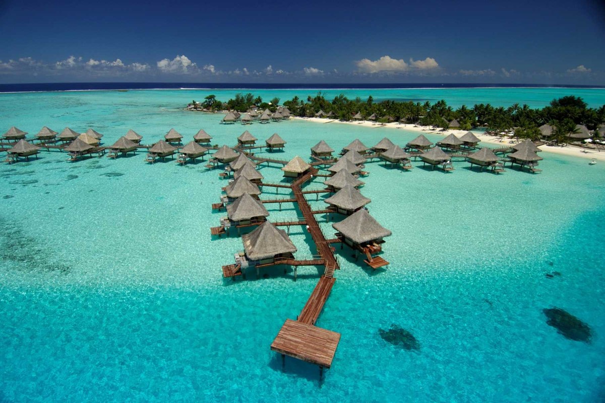 Resort di lusso St. Regis Bora Bora in Polinesia francese [Video]