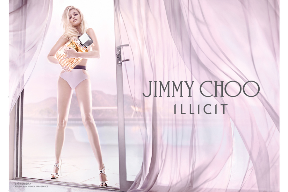 Jimmy Choo profumo Illicit: la nuova fragranza femminile, testimonial Sky Ferreira, video e foto