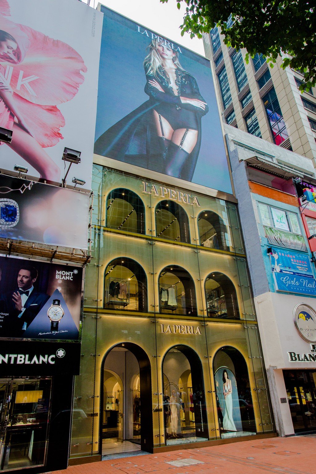 La Perla Hong Kong: l’inaugurazione del nuovo flagship store con ospiti famosi