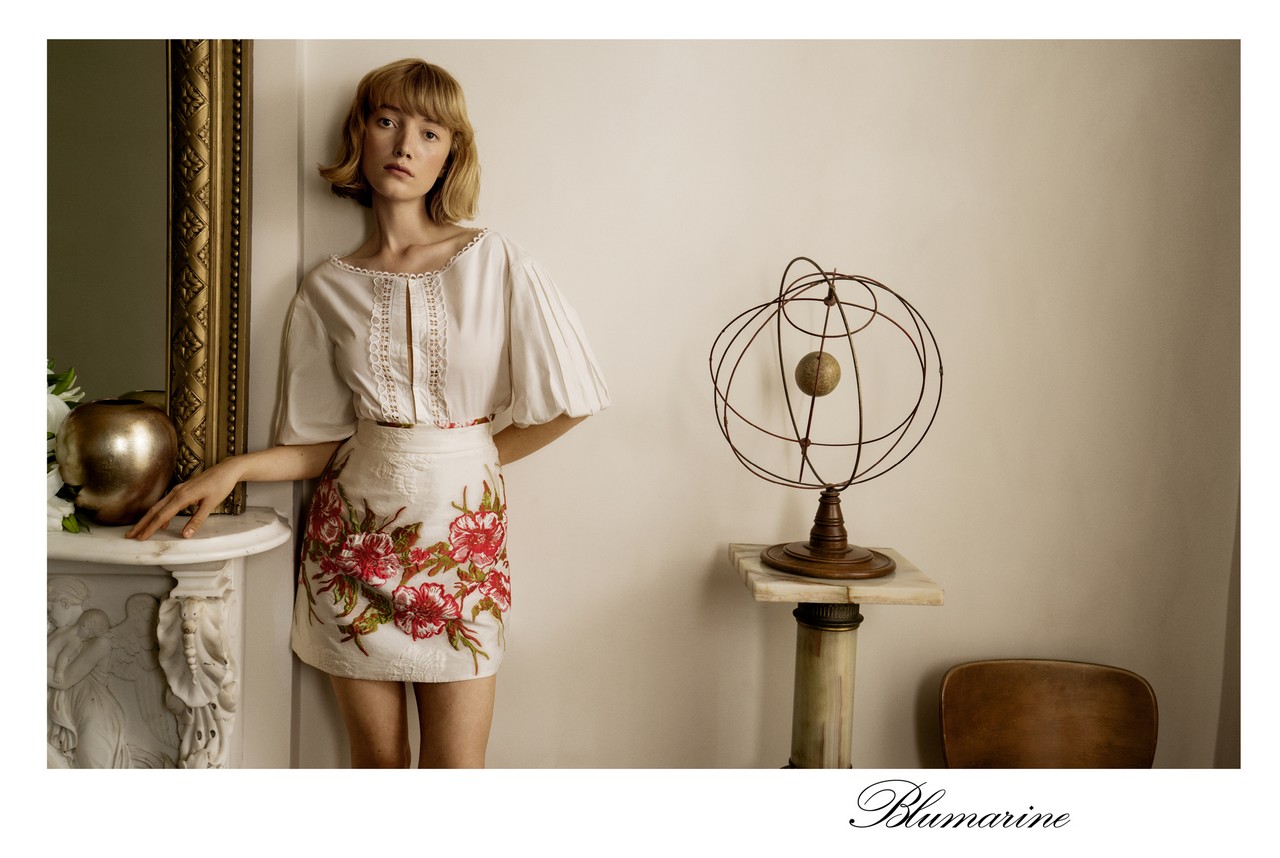 Blumarine campagna pubblicitaria primavera estate 2016: l&#8217;eleganza glamour e raffinata, le foto