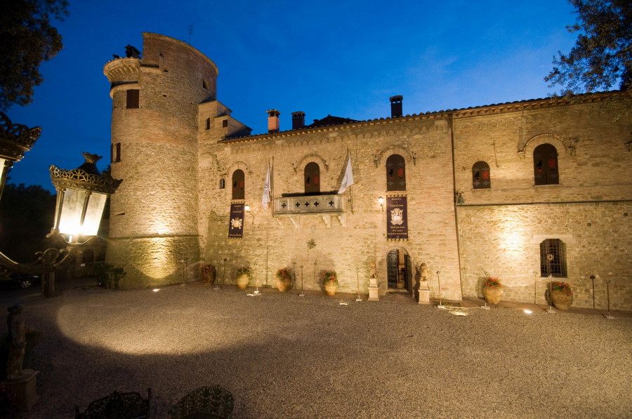 Castello di lusso in vendita a Deruta, in Umbria