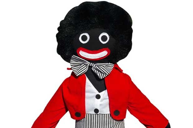 Bambole Golliwogg vendute a Glasgow, negozi accusati di razzismo