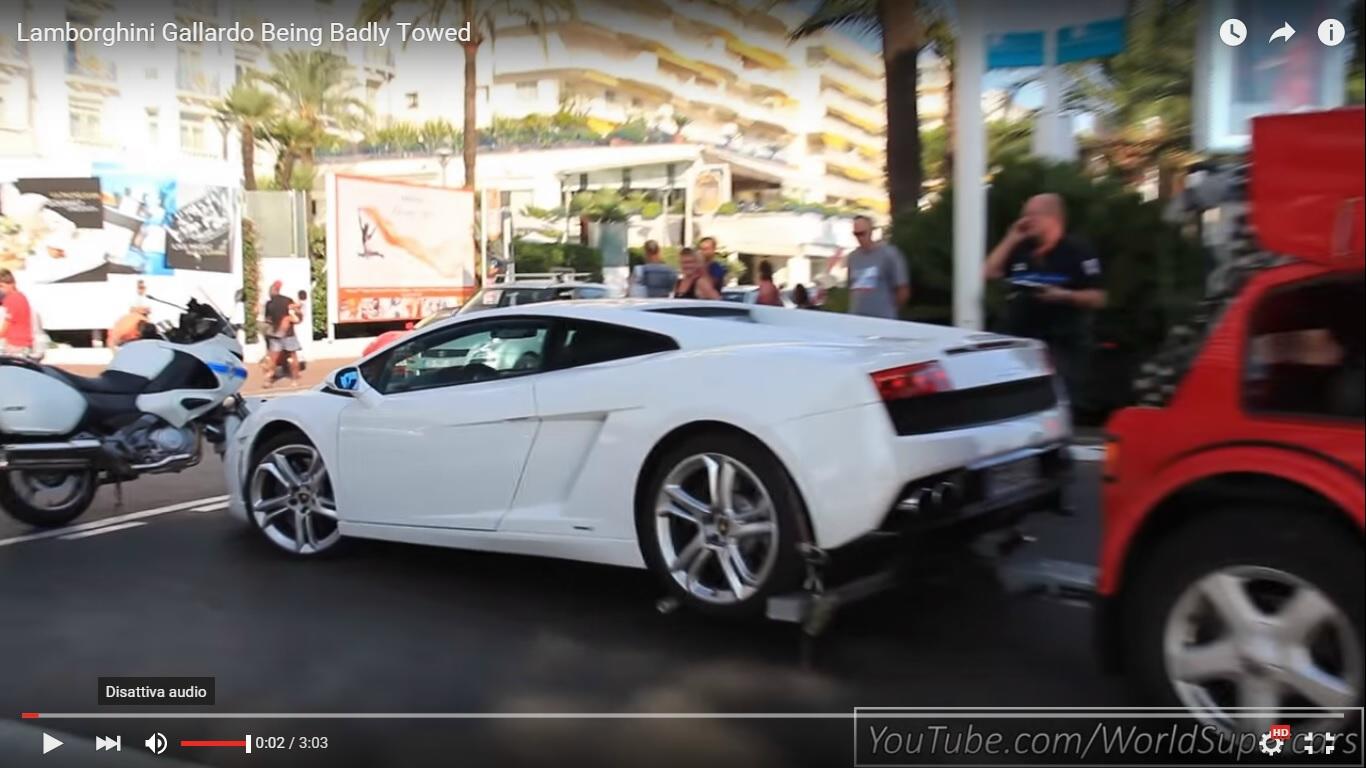 Lamborghini Gallardo rimossa in modo poco professionale a Cannes [Video]