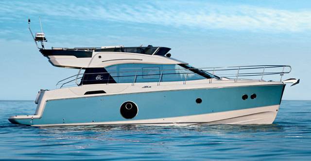 Yacht Beneteau MC4: piacevole comfort in navigazione