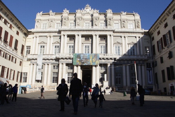 Al Palazzo Ducale di Genova la videomapping da “Van Gogh e gli impressionisti, a Picasso”