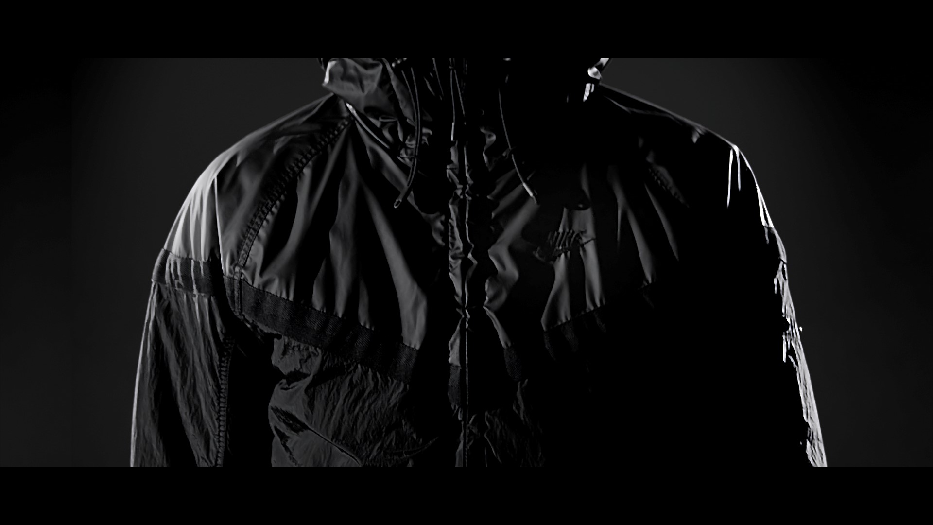Nike Windrunner Jacket 2016: due nuovi modelli esclusivi con Stone Island e sacai