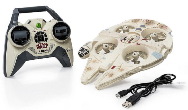 Star Wars 7 &#8211; Il Risveglio della Forza: il Millenium Falcon volante radiocomandato di Air Hogs