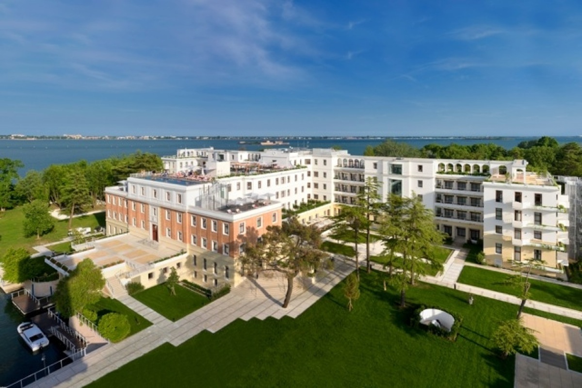 Victoria + Albert bagni suite JW Marriott Venice Resort &amp; Spa