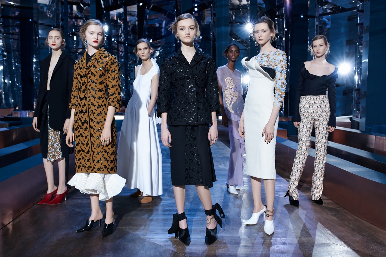 Christian Dior Haute Couture collezione primavera estate 2016: il nuovo realismo femminile, la sfilata a Parigi