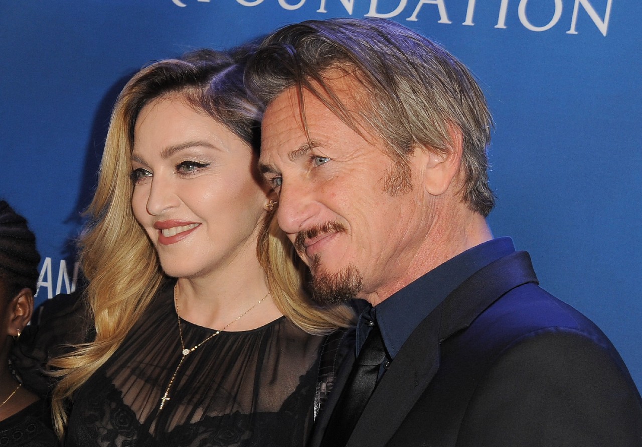 Sean Penn &amp; Friends HELP HAITI HOME Gala 2016: il red carpet con Madonna, Justin Bieber e Leonardo DiCaprio