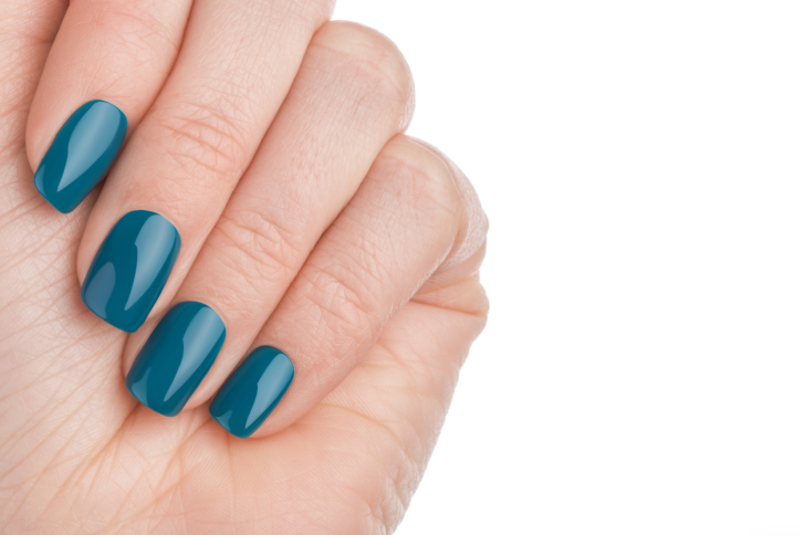 Tendenze unghie 2016: la manicure verde