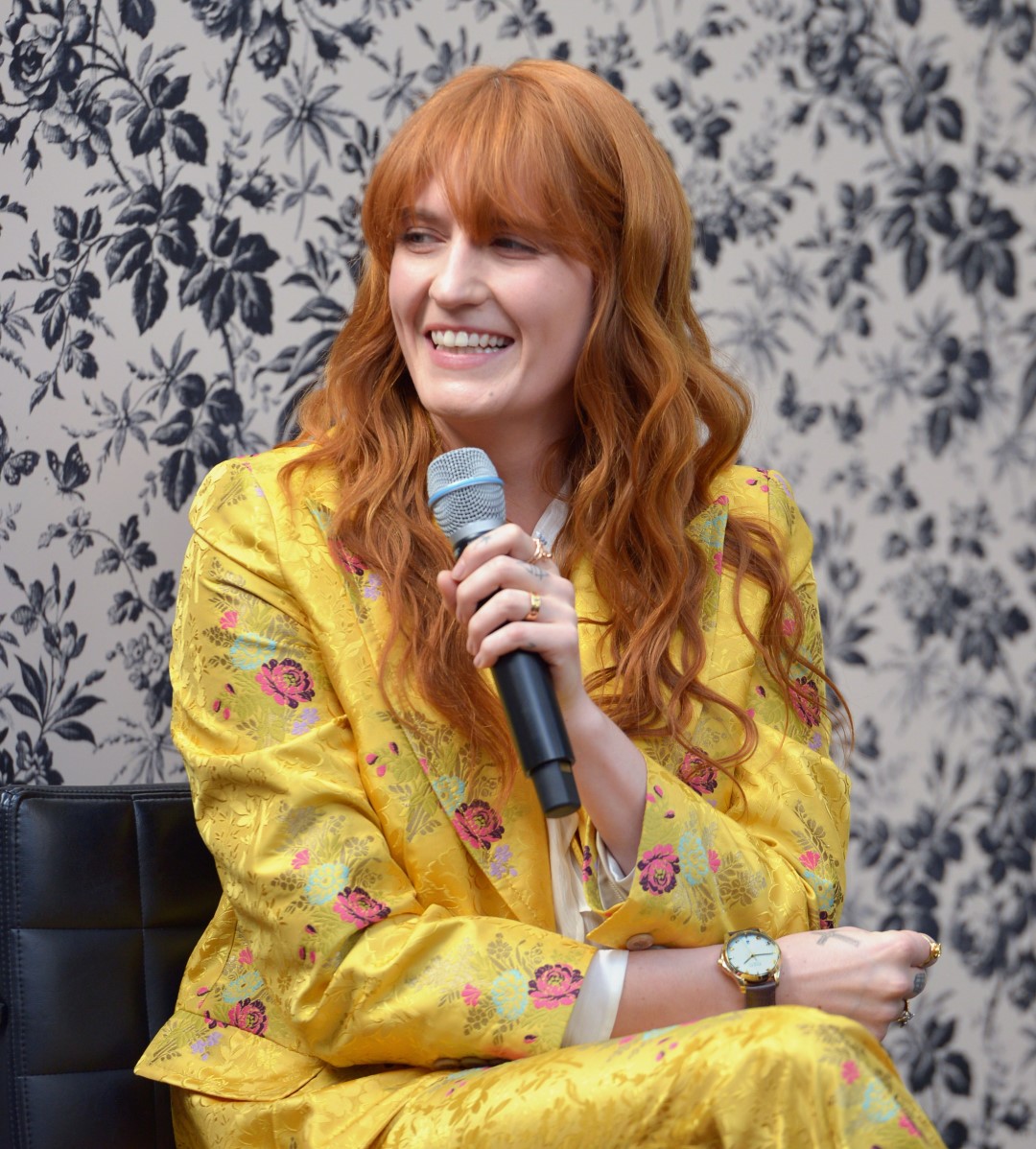 Gucci Florence Welch: la leader dei Florence + the Machine è brand ambassador delle collezioni di orologi e gioielli