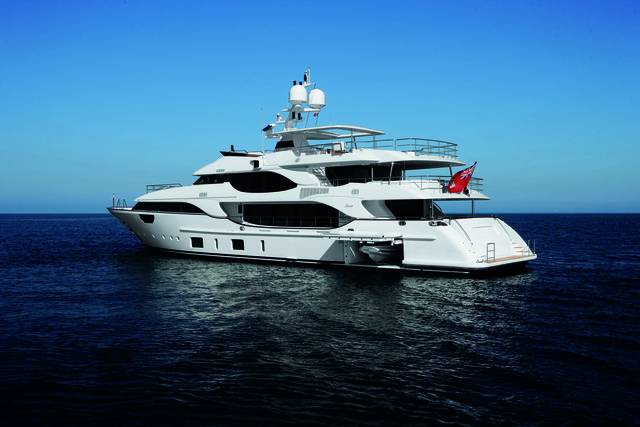 Yacht di lusso Benetti Crystal 140 M/Y MR D a Miami