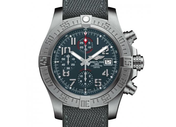 Orologio di lusso Breitling Avenger Bandit