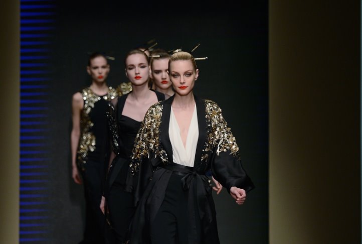 Sfilate Moda Milano Donna Febbario 2016: Elisabetta Franchi sfila in diretta streaming su Style &amp; Fashion