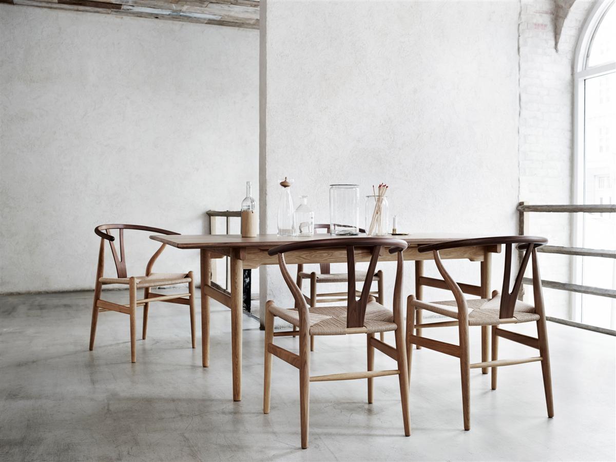 Carl Hansen &amp; Son racconta l&#8217;iconica seduta Wishbone Chair in un video