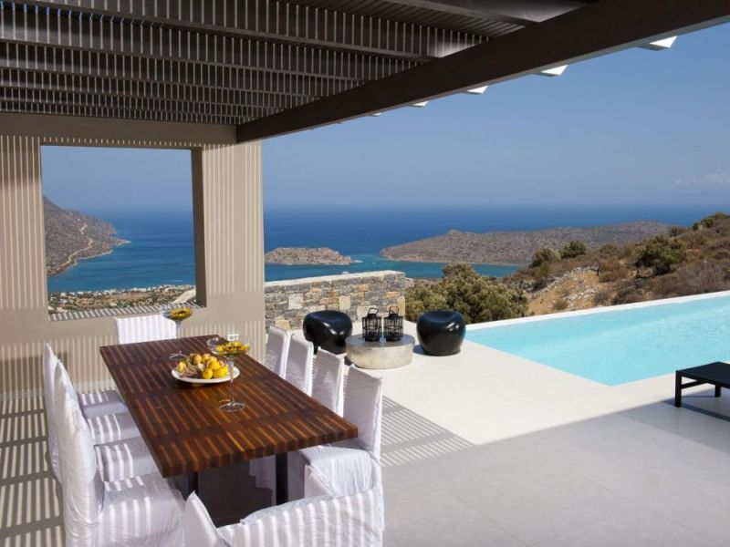In vendita una villa di lusso cretese a Elounda