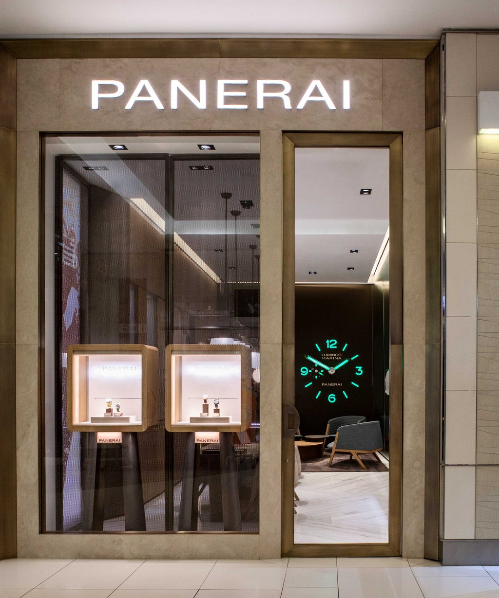 Officine Panerai: apre il primo monomarca a Johannesburg su progetto di Patricia Urquiola, le foto