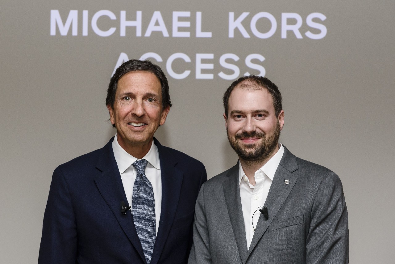 Baselworld 2016: Michael Kors presenta lo smartwatch con display Michael Kors Access