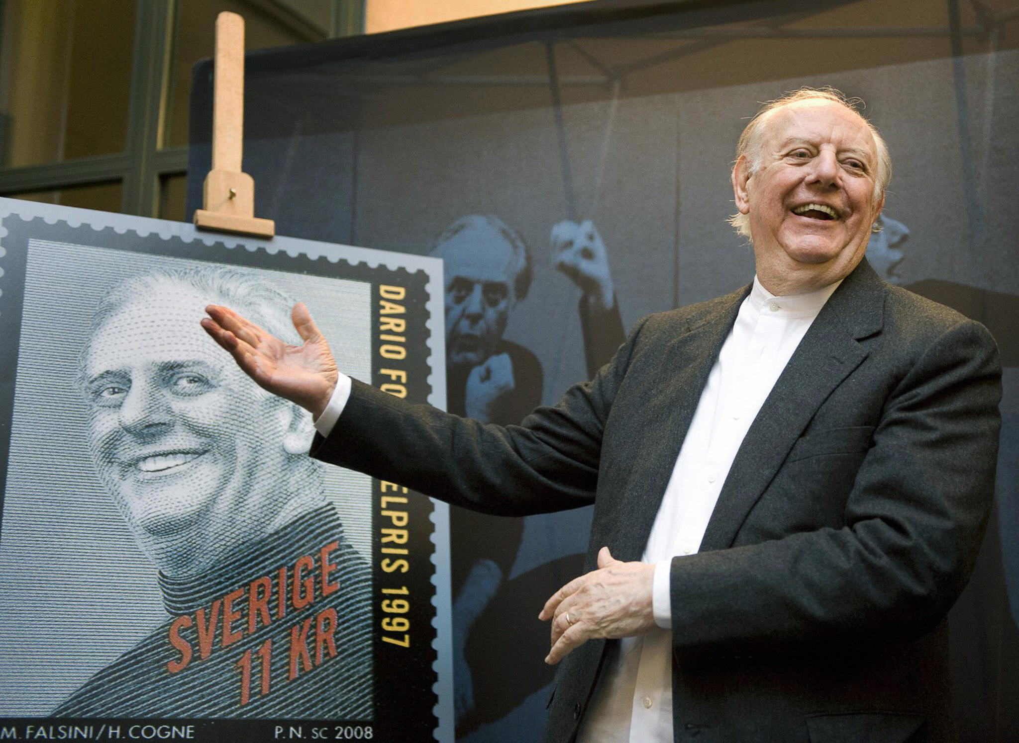 Buon compleanno Dario Fo, biografia e opere del Premio Nobel