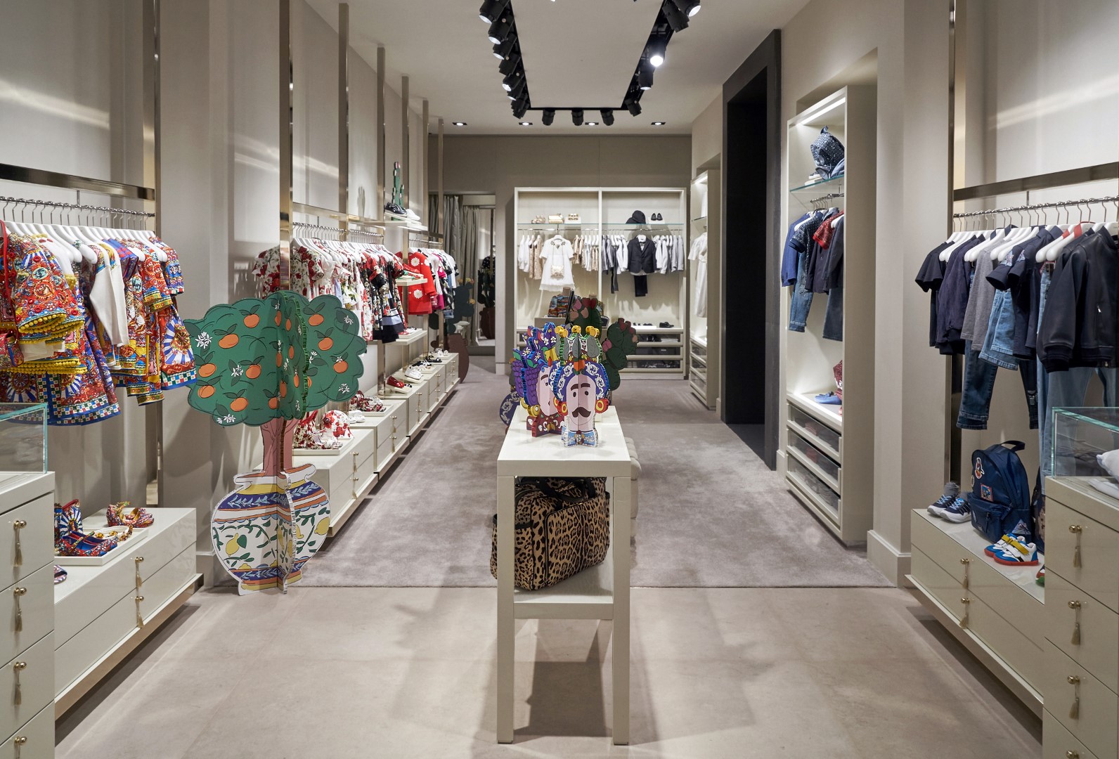 Dolce&amp;Gabbana Zurigo: aperta la nuova boutique, le foto