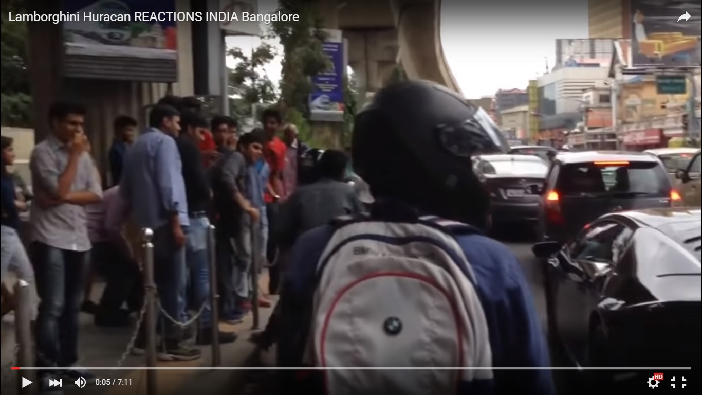 Lamborghini Huracán incanta Bangalore [Video]