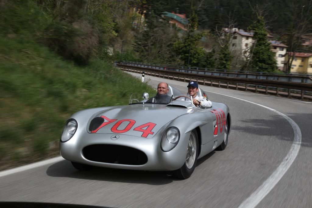 Mille Miglia 2016: Mercedes-Benz è sempre sponsor