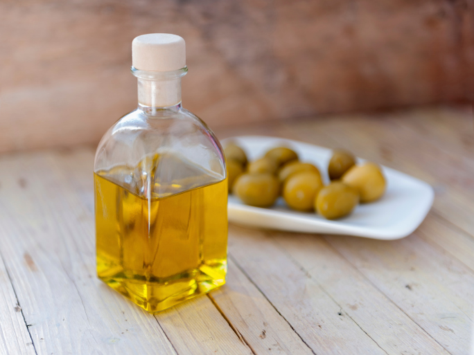 Le maschere all&#8217;olio d&#8217;oliva per i capelli secchi