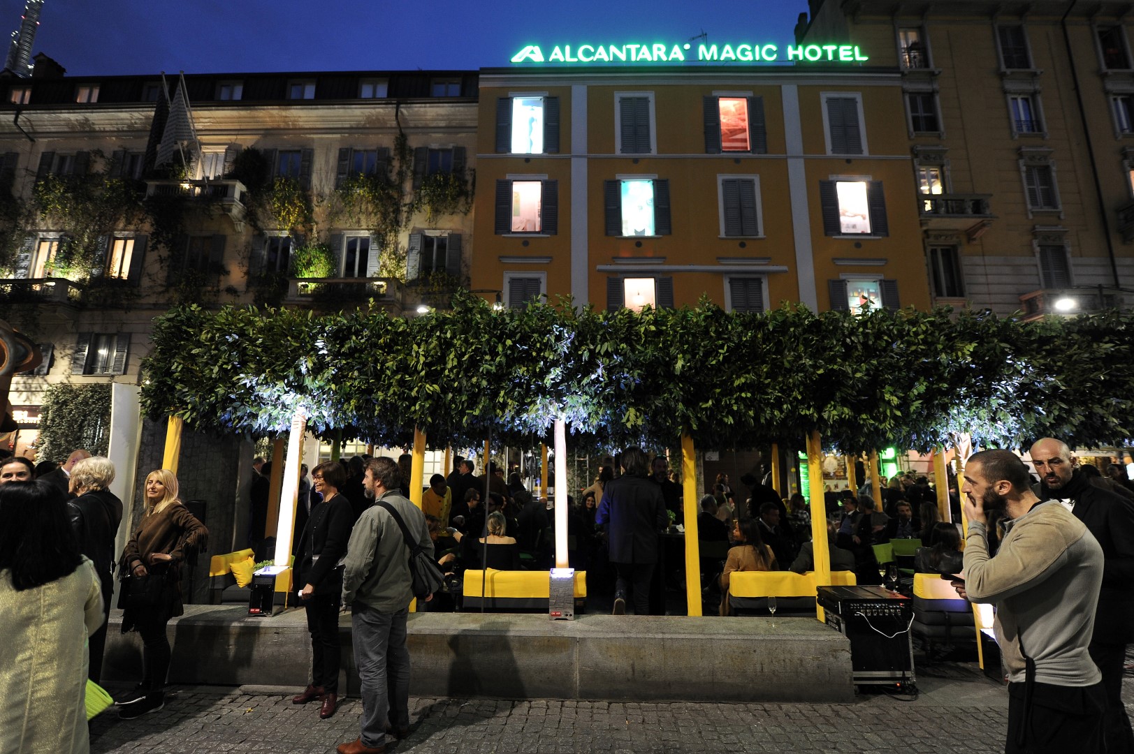 Fuorisalone 2016 Milano: inaugurato l&#8217;Alcantara Magic Hotel in Corso Como, le foto