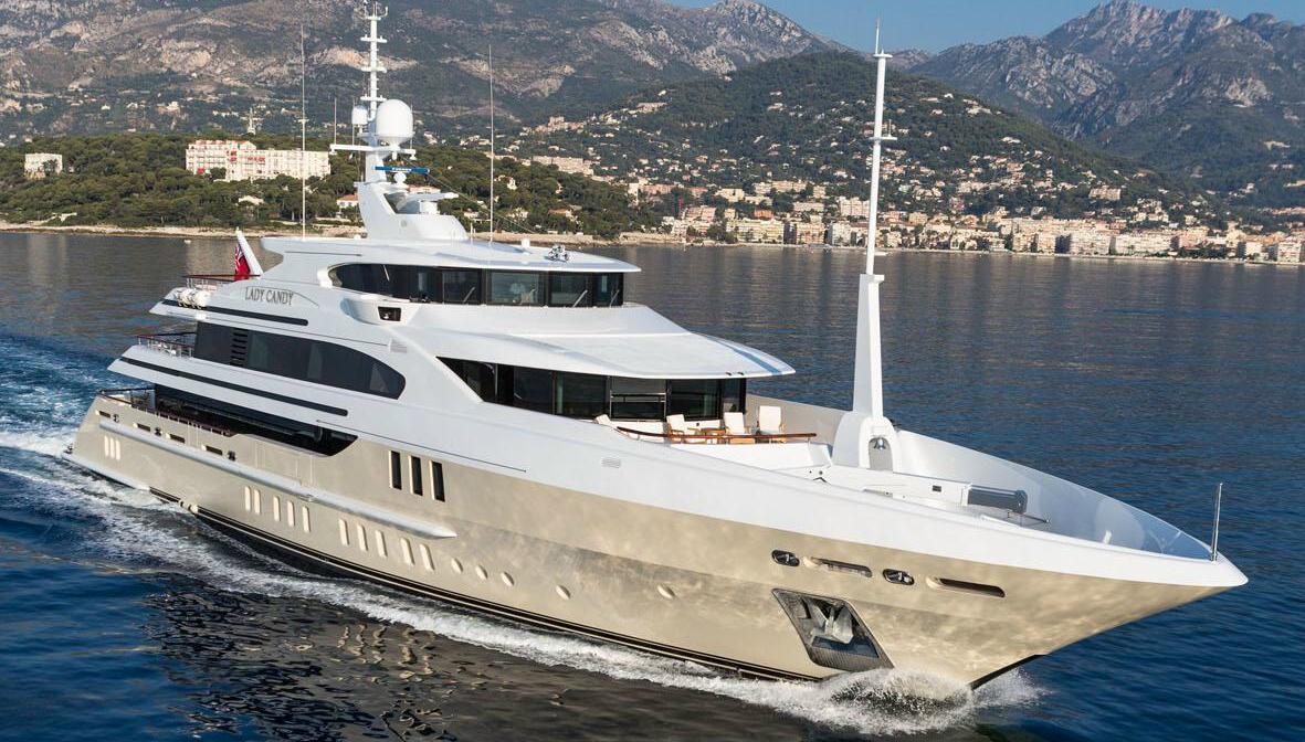 Singapore Yacht Show 2016: Azimut-Benetti in prima linea nel lusso