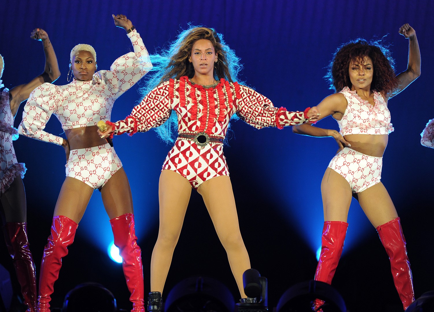 Beyoncé Formation Tour: la cantante indossa i costumi realizzati da Gucci, le foto